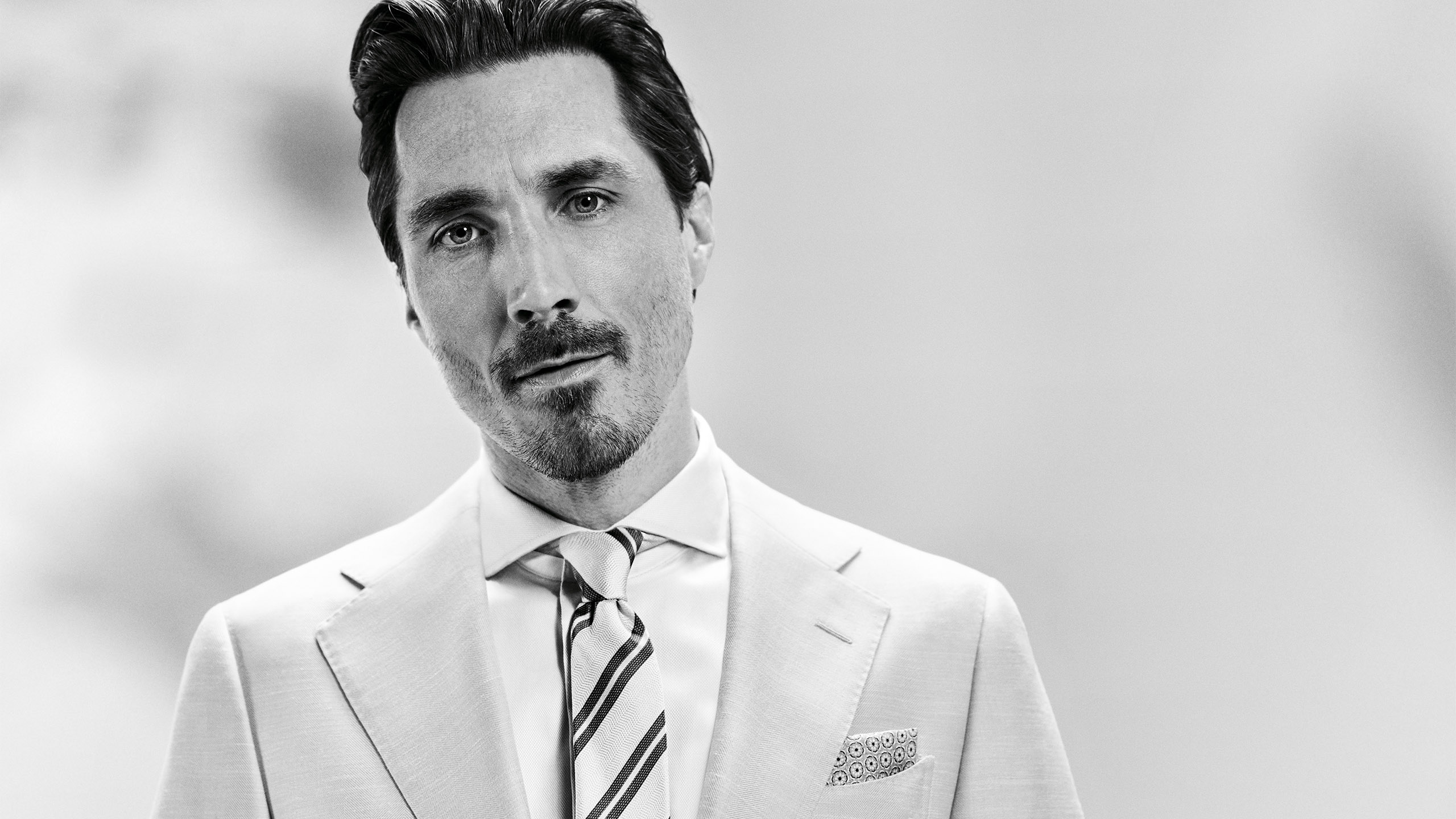 OLYMP_FS25_SIG_10_Dark_5037_sRGB